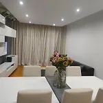 Apartman Adalberto Nascimento Luxury Aparta-hostel At Colinas Do Cruzeiro Odivelas