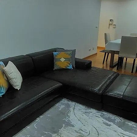 Adalberto Nascimento Luxury Aparta-hostel At Colinas Do Cruzeiro Odivelas