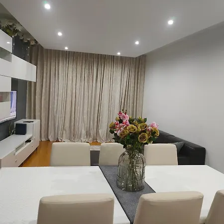 Apartmán Adalberto Nascimento Luxury Aparta-hostel At Colinas Do Cruzeiro Odivelas (Lisbon)