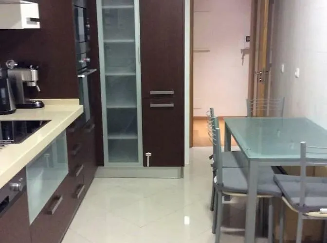 Adalberto Nascimento Luxury Aparta-hostel At Colinas Do Cruzeiro Odivelas (Lisbon)